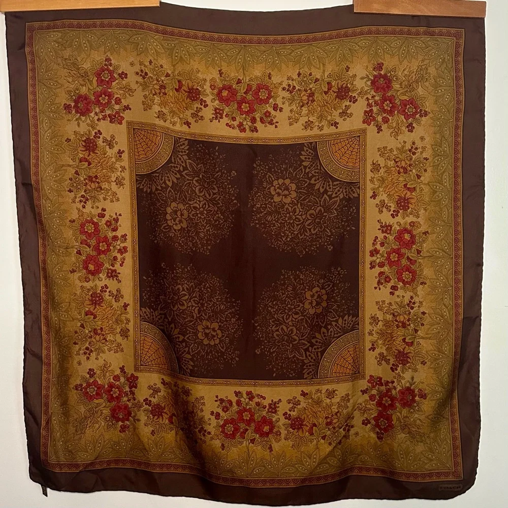 Vintage COACH Silk Floral Large Square Scarf - Picture 2 of 9